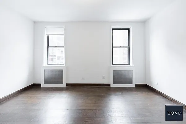 Rented by Bond New York | media 34