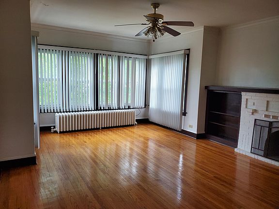 4th image of 5908 W Superior St #2
