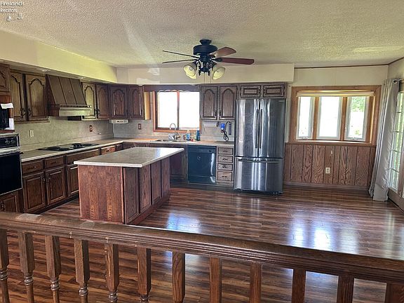 4th image of 3375 County Road 170