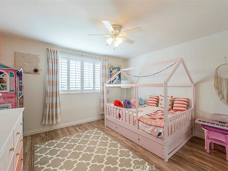 18417 Glenburn Ave — Photo 16