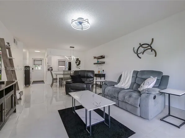 4701 NW 34th St APT 502, Fort Lauderdale, FL 33319