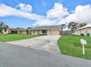 2158 SE Carnation Rd, Port Saint Lucie, FL 34952