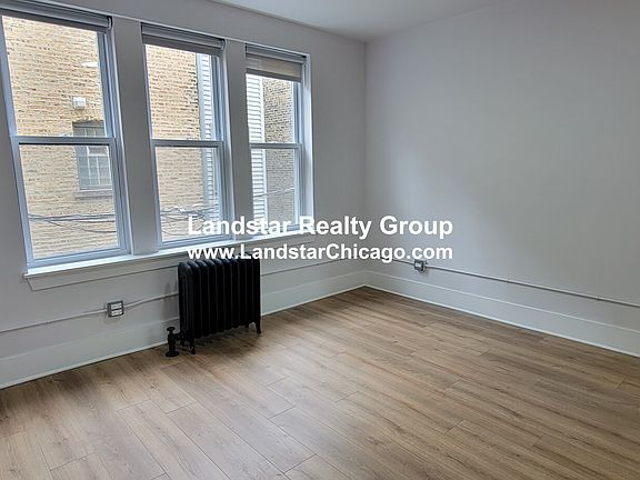 5th image of 1349 W Estes Ave #4I