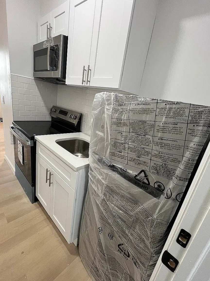 105 Grove Street — Photo 1