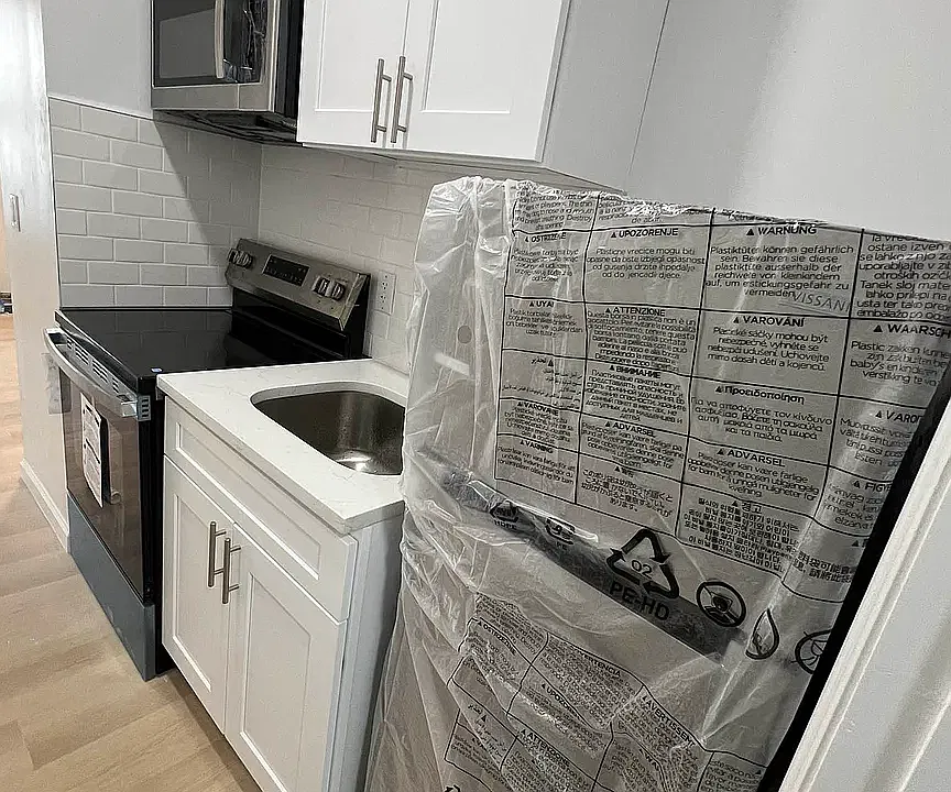 105 Grove St #1