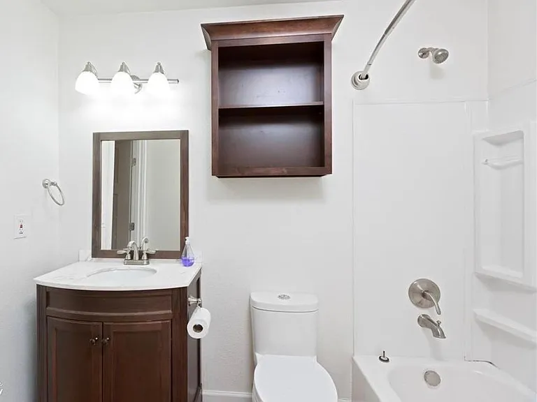 2841 Pribilof St — Photo 10