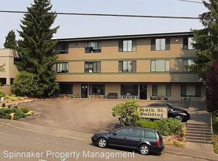 630 SW 149th St #302, Seattle, WA 98166