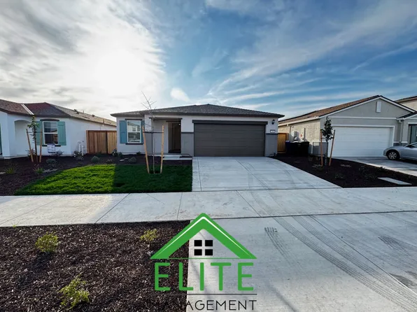 7468 Penfield Dr, Sacramento, CA 95829