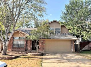 2117 Cold Springs Dr, Arlington, TX 76017
