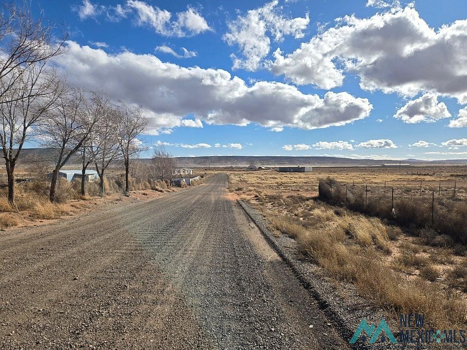 2nd image of 11 San Domingo Rd