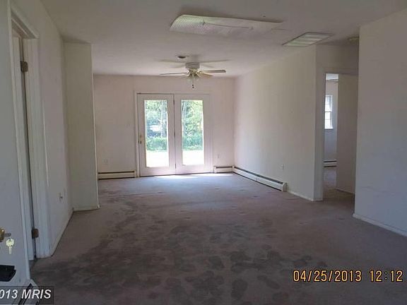 2nd image of 1309 Saxon St