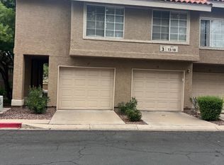 1633 E Lakeside Dr UNIT 17, Gilbert, AZ 85234