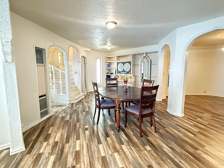 411 Brook Dr #A — Photo 1