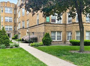 1412-1414 N. Austin Blvd., Oak Park, IL 60302
