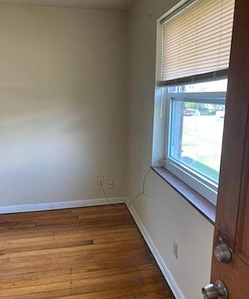4th image of 4013 Carrie Ave APT 4