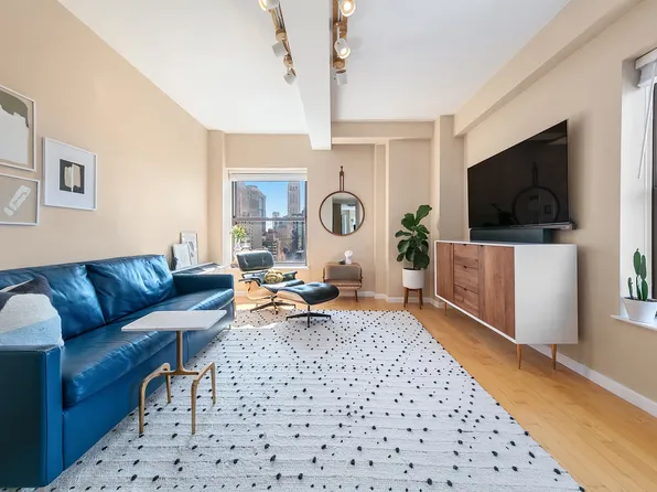 20 West St APT 36E, New York, NY 10004