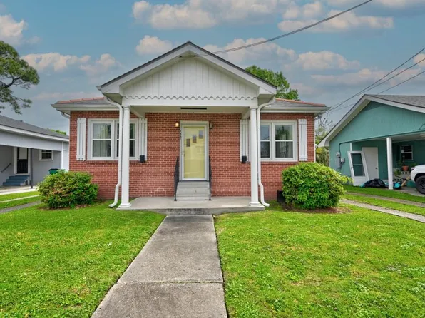 1321 Clearview Pkwy, Metairie, LA 70001