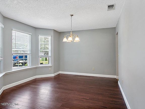 2nd image of 13937 Ponderosa Pine Dr S