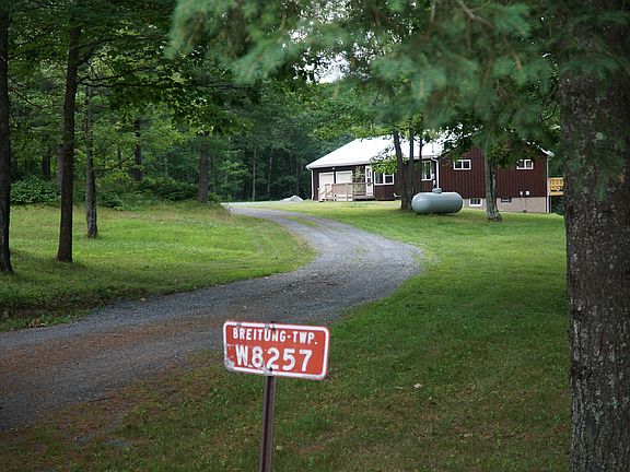 Nice Long Private Driveway
