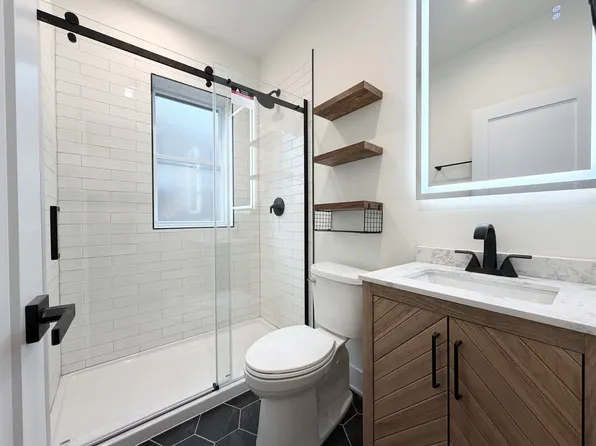 1139 S Western Ave, Chicago, IL