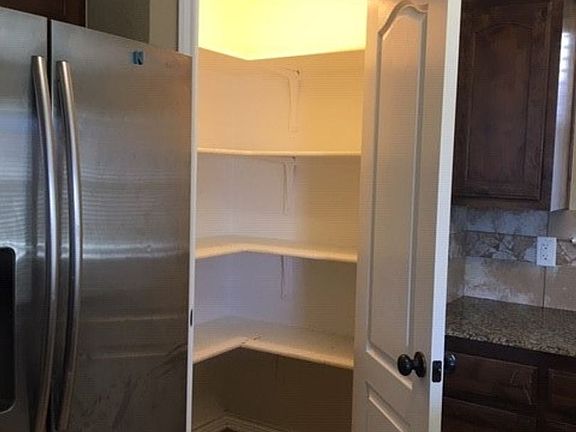 4th image of 3421 Dalton St