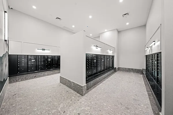 Rented by Nooklyn NYC LLC | media 67