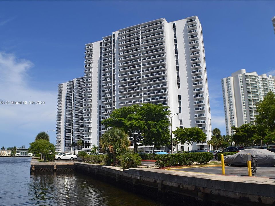 1st image of 20505 E Country Club Dr APT 2138