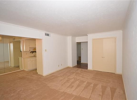 4th image of 5807 Copperwood Ln APT 1120