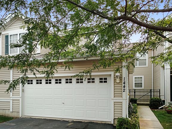 2nd image of 1442 W Remington Ln #1442
