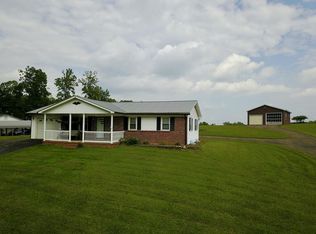 190 Apricot Ln, Galax, VA 24333