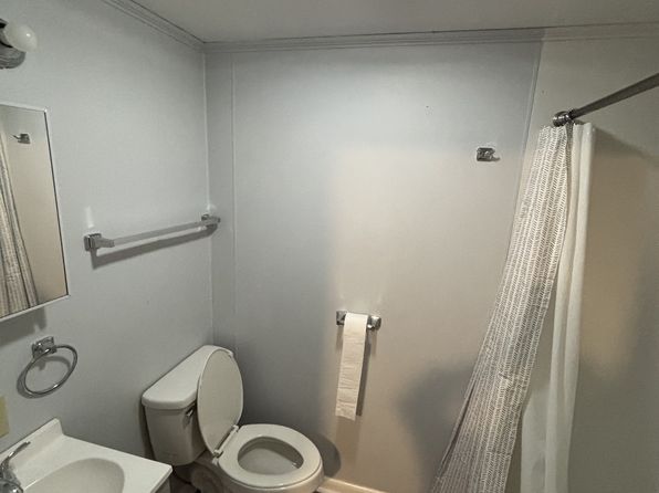 495 Main Rd #13