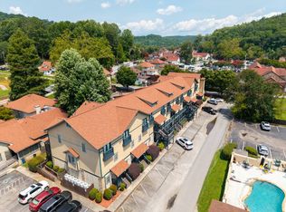 26 Midway St #101-109-202, Helen, GA 30545