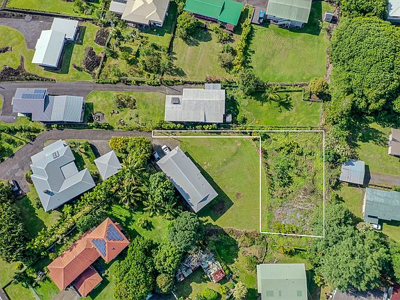 2nd image of 560 Kaumana Dr