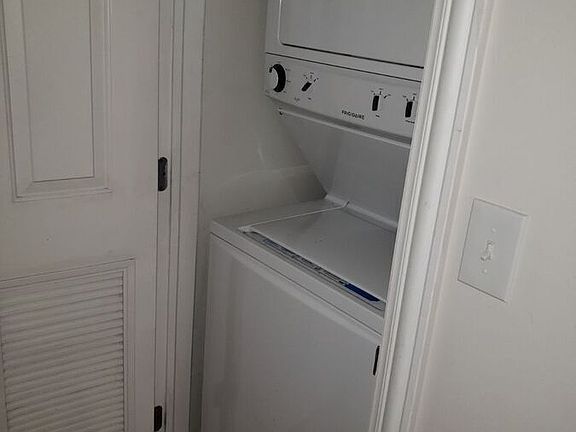 4th image of 1440 W Farwell Ave APT 3W
