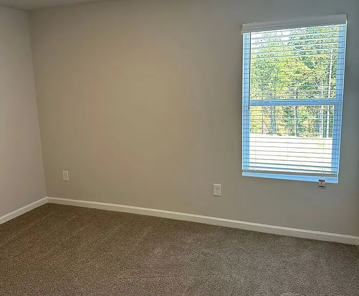2260 W Middlebrooke Xing — Photo 14