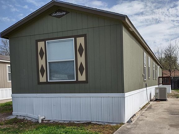 2nd image of 8350 Montgomery Cir #8350C