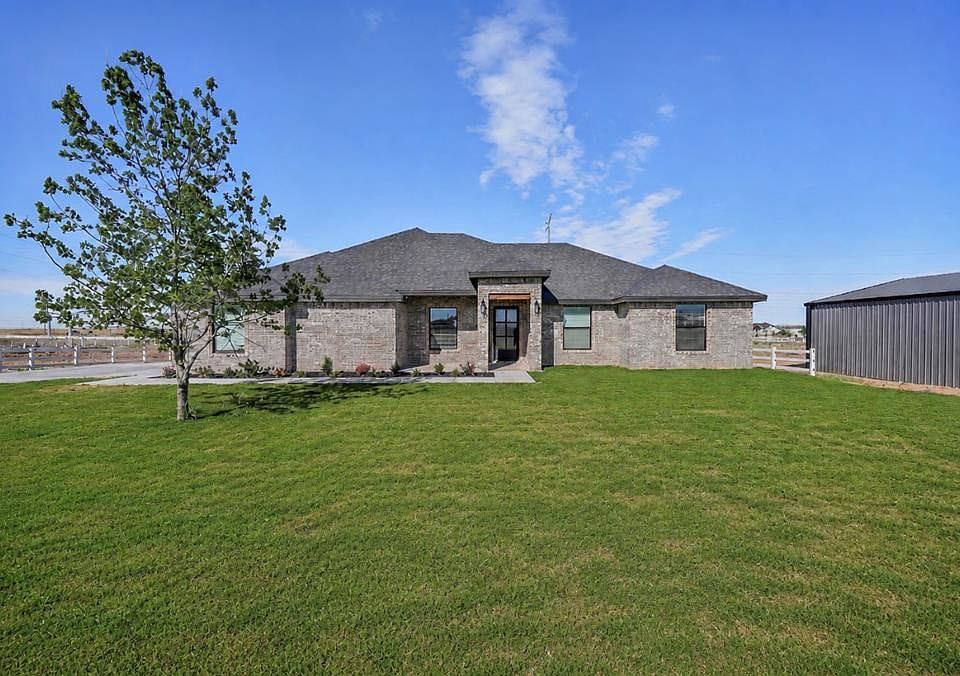 1st image of 2808 County Road 1089