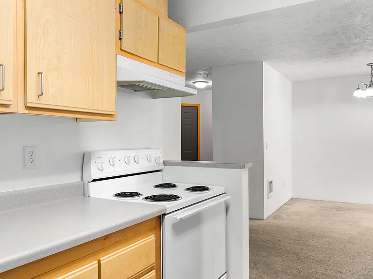 Barrington Place Apartments — Photo 16
