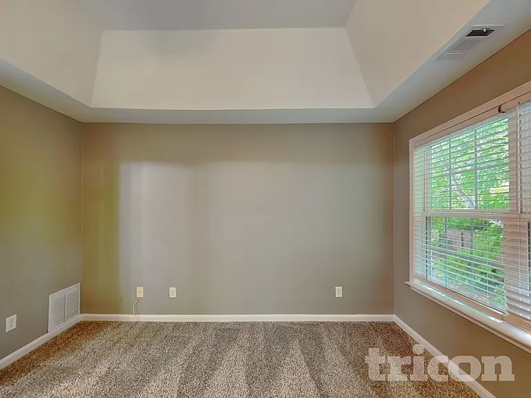 2242 Rosemoore Walk — Photo 5