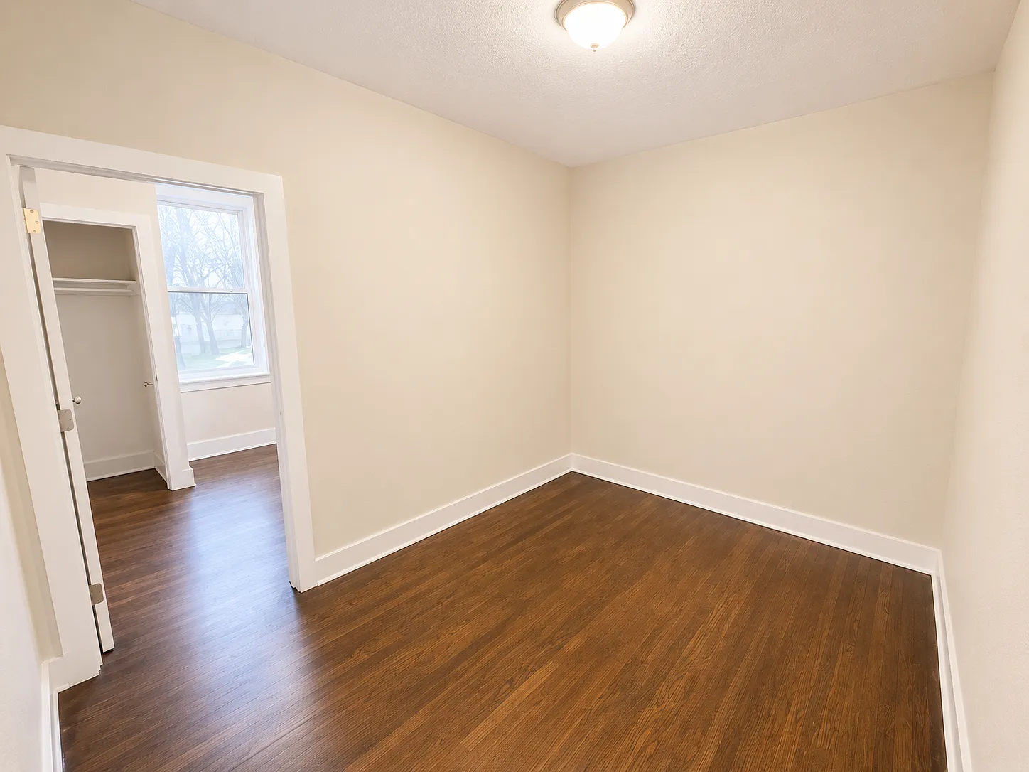 2 bed, 650 sqft, $1,750 — Photo 4