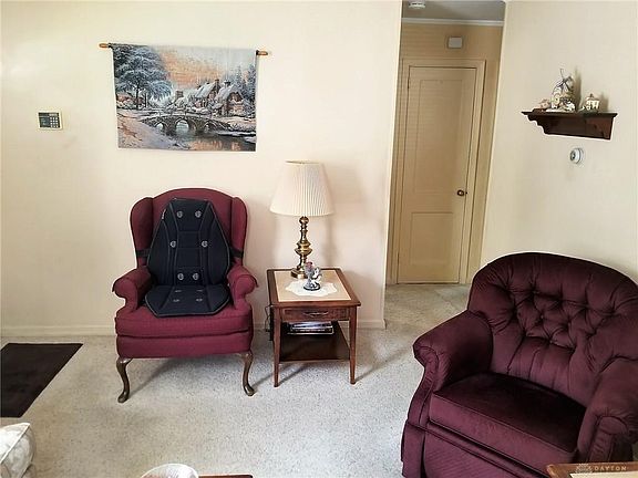 3rd image of 2043 Arlene Ave