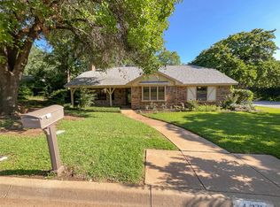 4301 Steeplechase Trl, Arlington, TX 76016