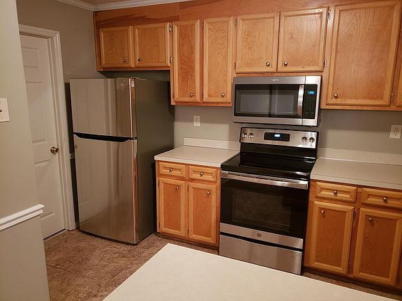 3rd image of 2132 Flagstone Ct APT H9