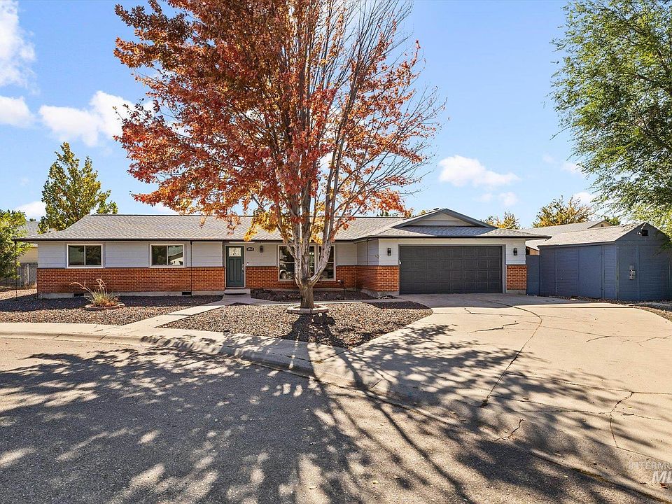 1st image of 8955 W Sunflower Ct