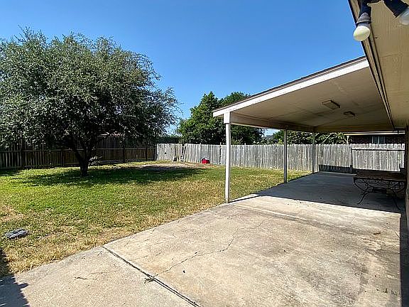 2nd image of 3407 N 41st Ln