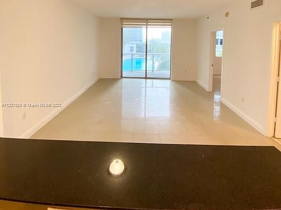 4th image of 1060 Brickell Ave APT 1413