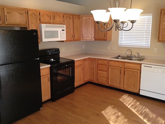 4th image of 1241 Shannon Ln