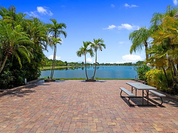 5th image of 3180 Crystal Lake Dr #3180