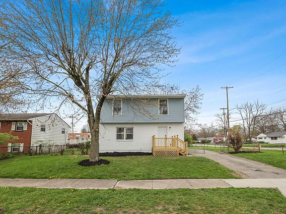 2nd image of 2591 Diane Pl