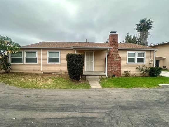 2nd image of 2912-20 E 18th St #2920